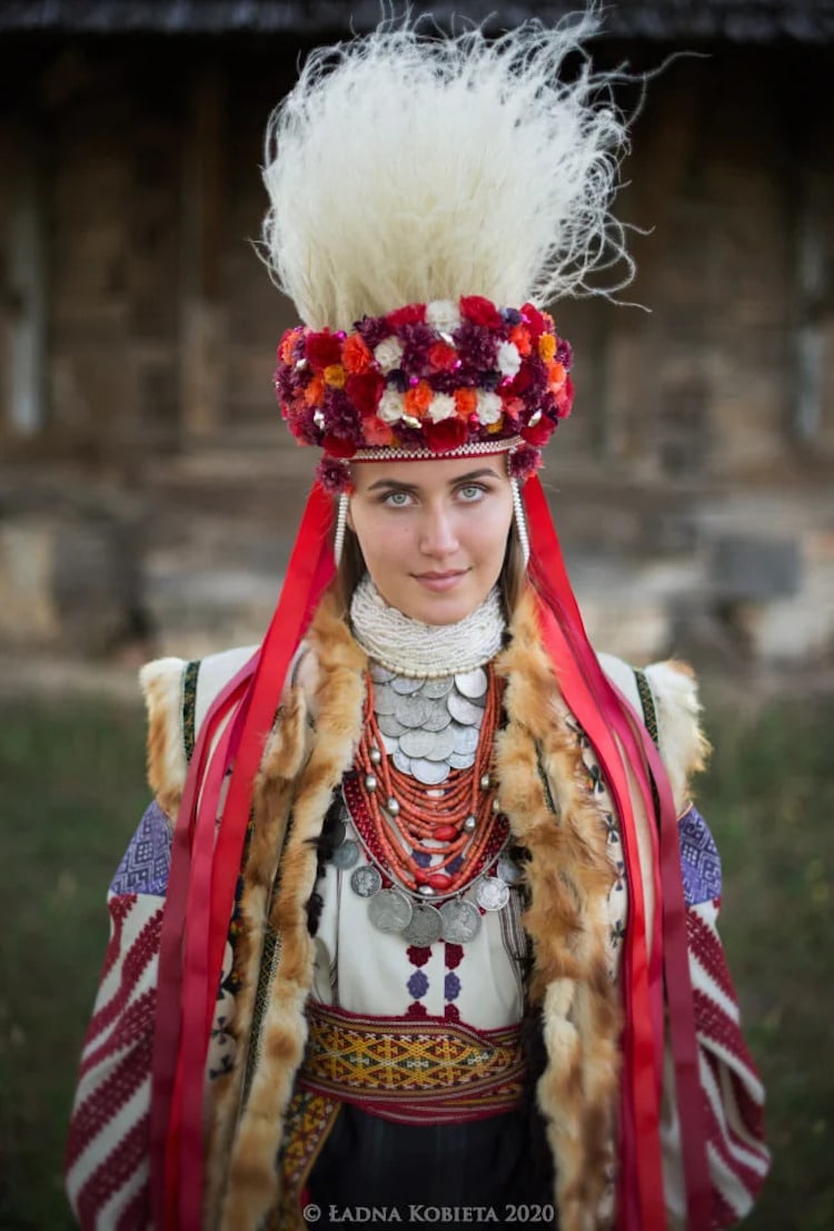 Geleneksel Ukrayna Kıyafetleri