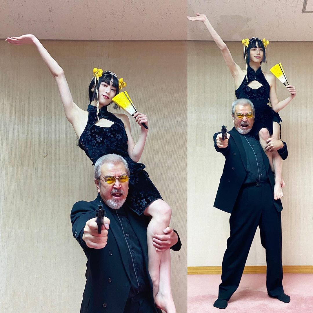 Cosplay Yapan Baba-Kız Çifti Viral Oldu