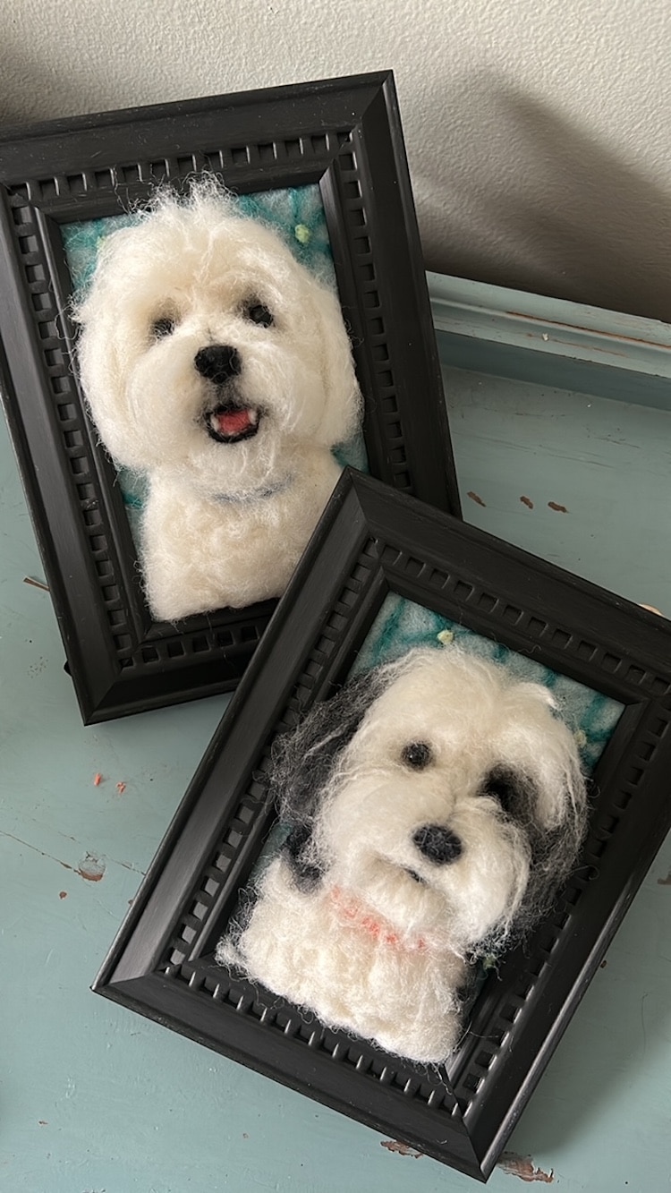 Keçeden Yapılan Sevimli Köpek Portreleri