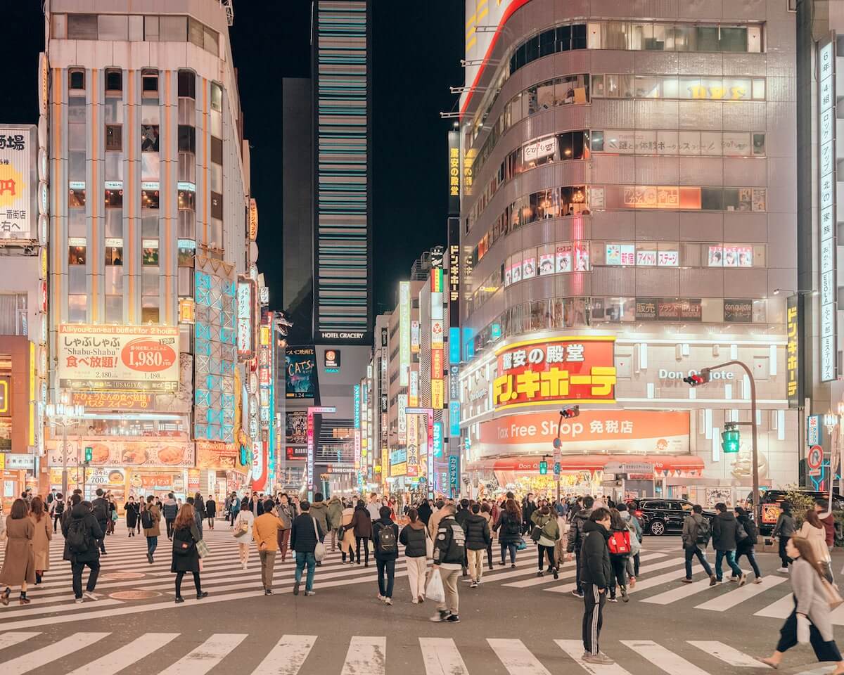 Tokyo'nun Aşırı Doygun Fotoğrafları