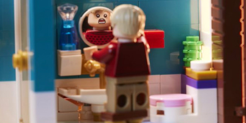 3.955 Parça 'Evde Tek Başına' LEGO Seti