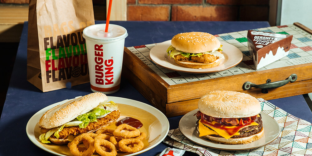 Burger King, McDonald's ile Dalga Geçti